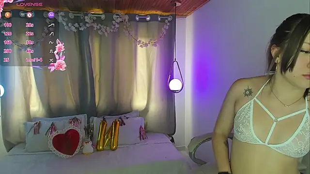 NixieSterling online show from 04/23/26, 07:59