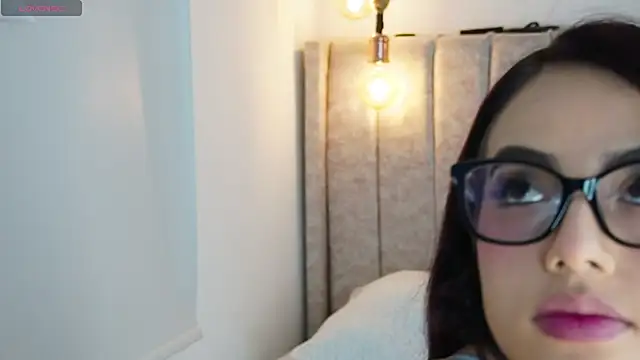 Gaby evansz online show from 04/21/26, 09:16