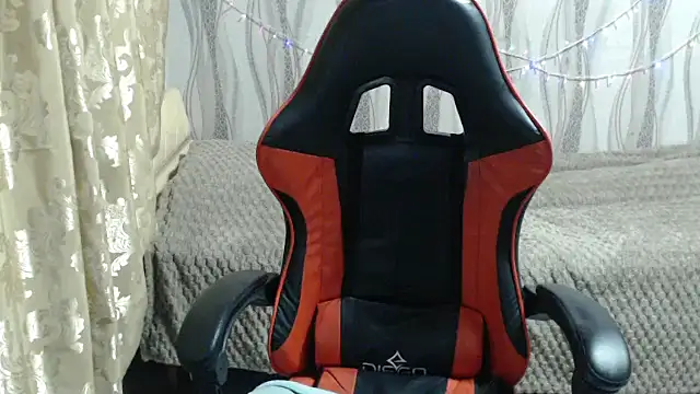 Golden Muse online show from 02/25/26, 09:36