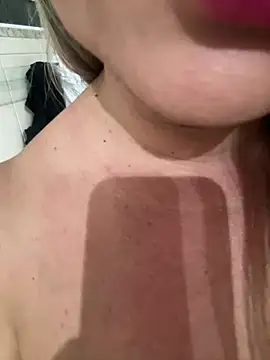 Nanda loiragostosa online show from 04/23/26, 02:29