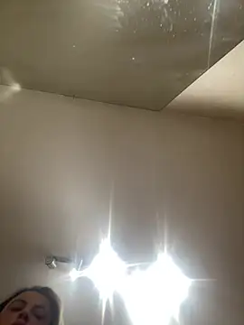 Nanda loiragostosa online show from 04/24/26, 12:23