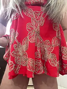 Nanda loiragostosa online show from 05/23/26, 02:16