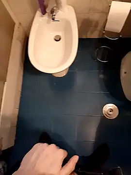 Snapshot of secret_secret1 chatting on 02/25/26, 04:18 secret secret1 online show from 02/25/26, 04:18