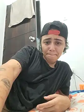 LittleMikeUwU online show from 02/23/26, 05:52