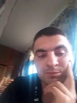 Snapshot of Vovka19 chatting on 06/21/26, 05:30 Vovka19 online show from 06/21/26, 05:30
