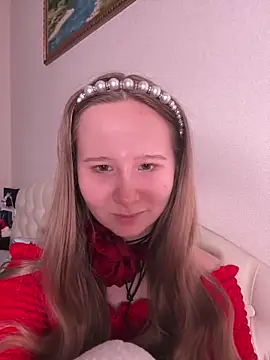 cutefoxieee online show from 05/17/26, 07:14