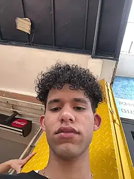 Snapshot of Stickmendez chatting on 02/27/26, 08:41 Stickmendez online show from 02/27/26, 08:41