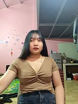 Myna5790 online show from 04/18/26, 01:52