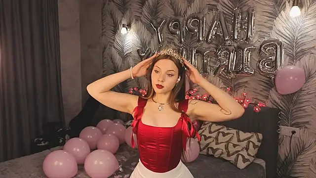 HinaVibe online show from 04/23/26, 05:03