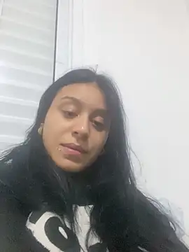 Snapshot of Angel_Lov3 chatting on 06/14/26, 03:35 Angel Lov3 online show from 06/14/26, 03:35