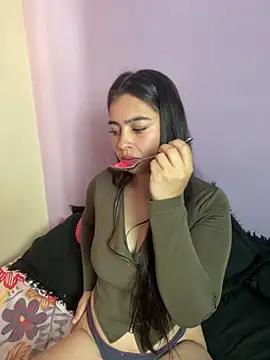 I Valentina online show from 03/28/26, 07:48