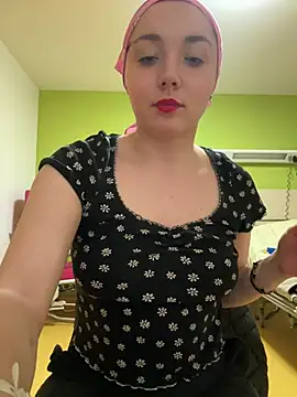 Snapshot of FreyaSlay299 chatting on 03/02/26, 06:04 FreyaSlay299 online show from 03/02/26, 06:04