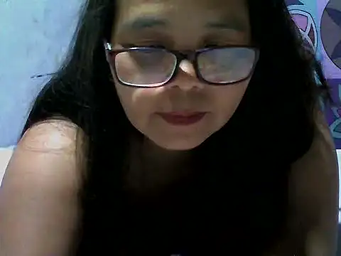 Flowerblossom123 online show from 03/18/26, 02:52