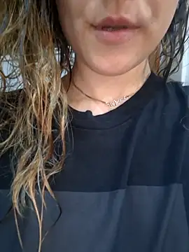Snapshot of milffa chatting on 05/04/26, 08:44 milffa online show from 05/04/26, 08:44