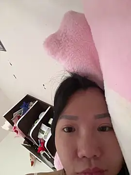 Miumieu2 online show from 05/04/26, 03:10