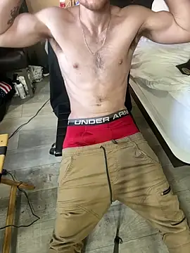 Aarondeweese27 online show from 03/26/26, 08:40