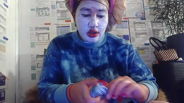 Snapshot of BunnyYT chatting on 02/28/26, 02:44 BunnyYT online show from 02/28/26, 02:44