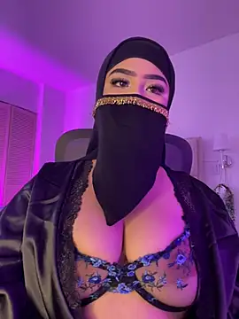 Yasmin cute online show from 07/08/26, 07:36