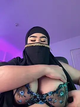 Yasmin cute online show from 05/12/26, 01:06