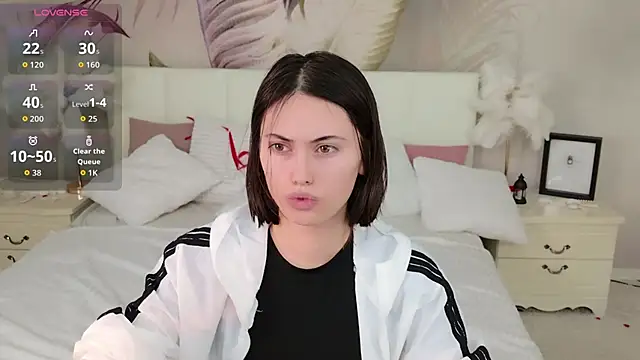 Lunaa Babygirl online show from 03/19/26, 01:44