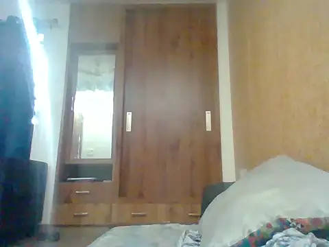 Snapshot of skey321 chatting on 03/21/26, 05:08 skey321 online show from 03/21/26, 05:08