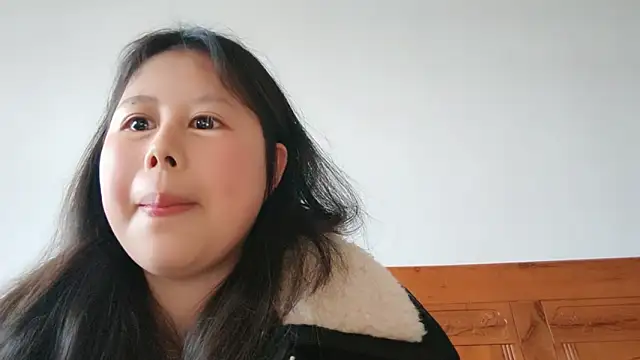 Snapshot of Hannah-33 chatting on 02/28/26, 07:41 Hannah-33 online show from 02/28/26, 07:41