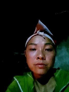 Snapshot of elen8800 chatting on 02/25/26, 12:16 elen8800 online show from 02/25/26, 12:16