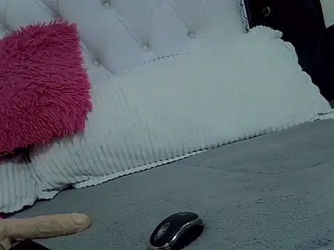 Candy19921 online show from 02/28/26, 06:07