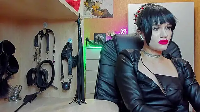 KristiTopxx online show from 10/15/25, 06:16