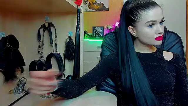 KristiTopxx online show from 02/23/26, 09:15