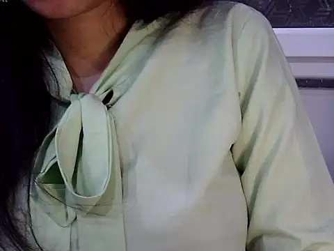 Neha Sharma2 online show from 04/01/26, 01:23