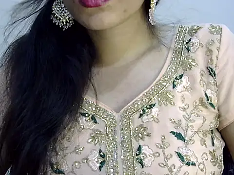 Neha Sharma2 online show from 04/12/26, 12:08