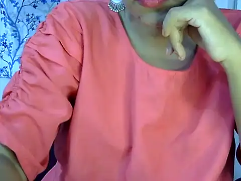 Neha Sharma2 online show from 06/11/26, 01:52
