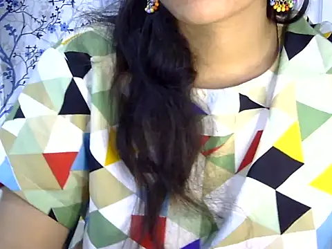 Neha Sharma2 online show from 06/04/26, 01:49