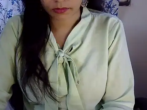 Neha Sharma2 online show from 07/07/26, 01:03