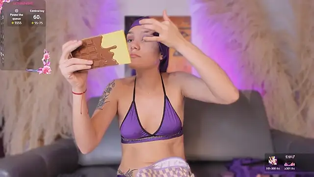 Snapshot of Amina_Hind chatting on 02/28/26, 03:00 Amina Hind online show from 02/28/26, 03:00