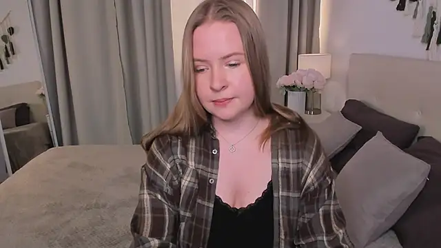 Arya Thomas online show from 03/31/26, 09:17