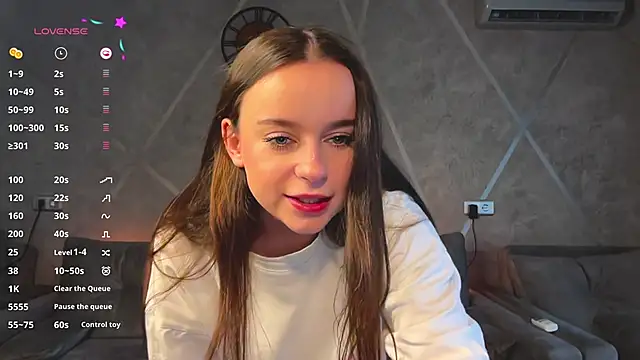 Snapshot of Lizy_Lu chatting on 03/03/26, 12:34 Lizy Lu online show from 03/03/26, 12:34