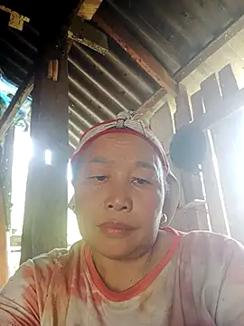 Snapshot of heesuu11 chatting on 02/26/26, 04:45 heesuu11 online show from 02/26/26, 04:45