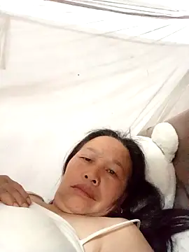 heesuu11 online show from 03/30/26, 05:25