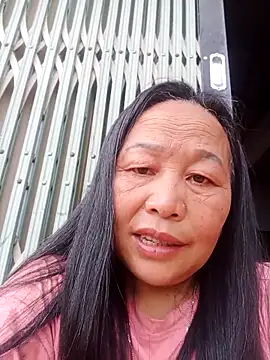 Snapshot of heesuu11 chatting on 03/01/26, 09:42 heesuu11 online show from 03/01/26, 09:42