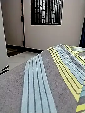 Saniya Gi online show from 03/27/26, 04:19