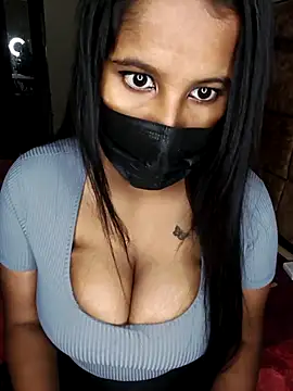 Snapshot of Richa_Sharma321 chatting on 03/02/26, 02:57 Richa Sharma321 online show from 03/02/26, 02:57