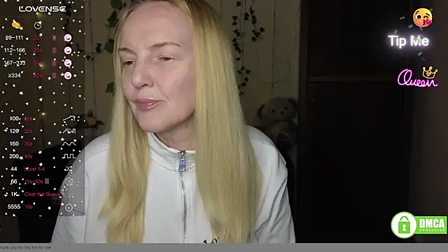 Snapshot of Bella_soulmate chatting on 06/03/26, 05:30 Bella soulmate online show from 06/03/26, 05:30