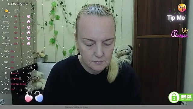 Snapshot of Bella_soulmate chatting on 05/31/26, 11:27 Bella soulmate online show from 05/31/26, 11:27