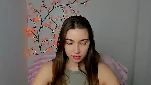 NikaMystic online show from 04/16/26, 11:22