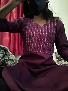 sexy queenn  online show from 03/10/26, 09:46