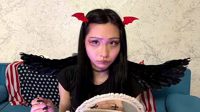 Snapshot of kishagrayone chatting on 03/26/26, 12:25 kishagrayone online show from 03/26/26, 12:25