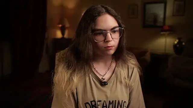 Snapshot of MyrlZangger chatting on 03/02/26, 02:02 MyrlZangger online show from 03/02/26, 02:02