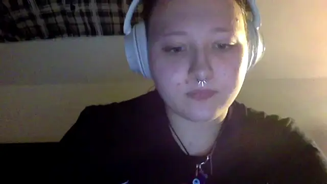 Snapshot of AriaWet chatting on 02/24/26, 05:36 AriaWet online show from 02/24/26, 05:36